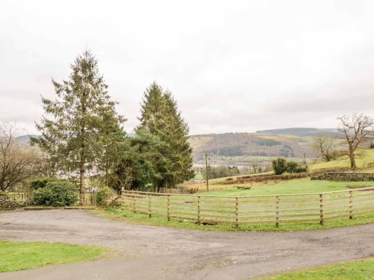 Hen Ysgubor Cottage Bala Exteriör bild